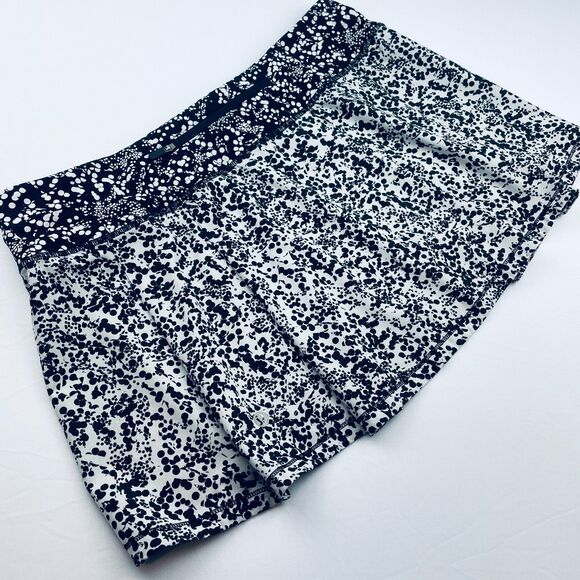 ~ Lululemon 10 Pace Rival Skirt Tennis Pickleball WITHOUT SHORTS Black White - Picture 5 of 16